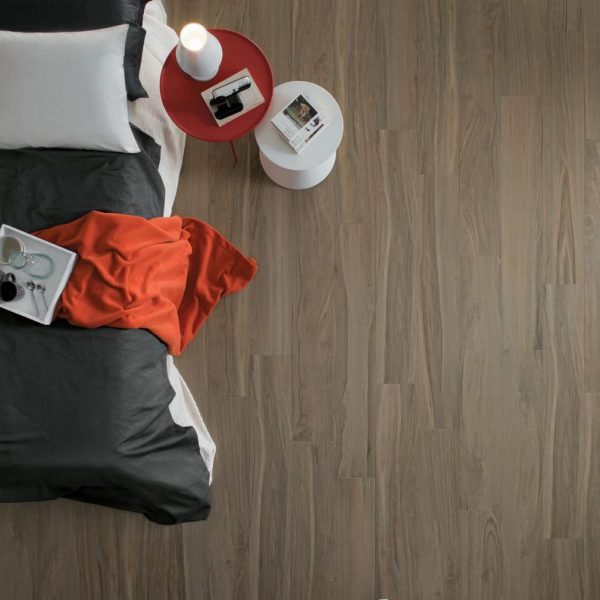 Napami Grisé 20x120 - Carrelage couleur Marron