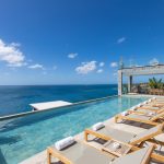 Villa avec piscine pierre de Bali Zéphyr de Novoceram - Saint Martin Caraïbes