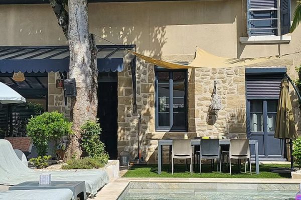 Maison chaleureuse avec piscine