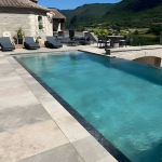 Piscine carrelée avec Solithe